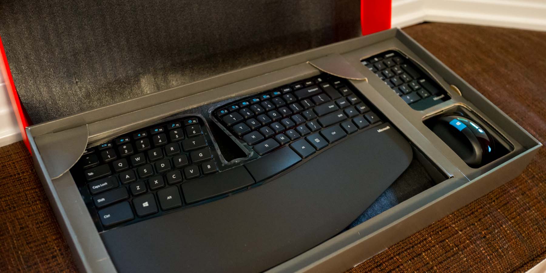 Microsoft Ergonomic Keyboard 4000 Business Vs Retail